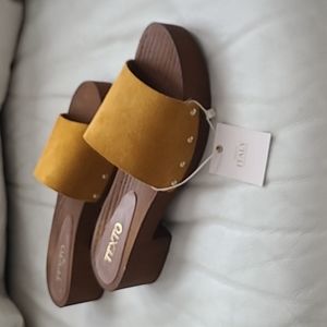 Mustard Yellow Suede Clogs Made in Italy